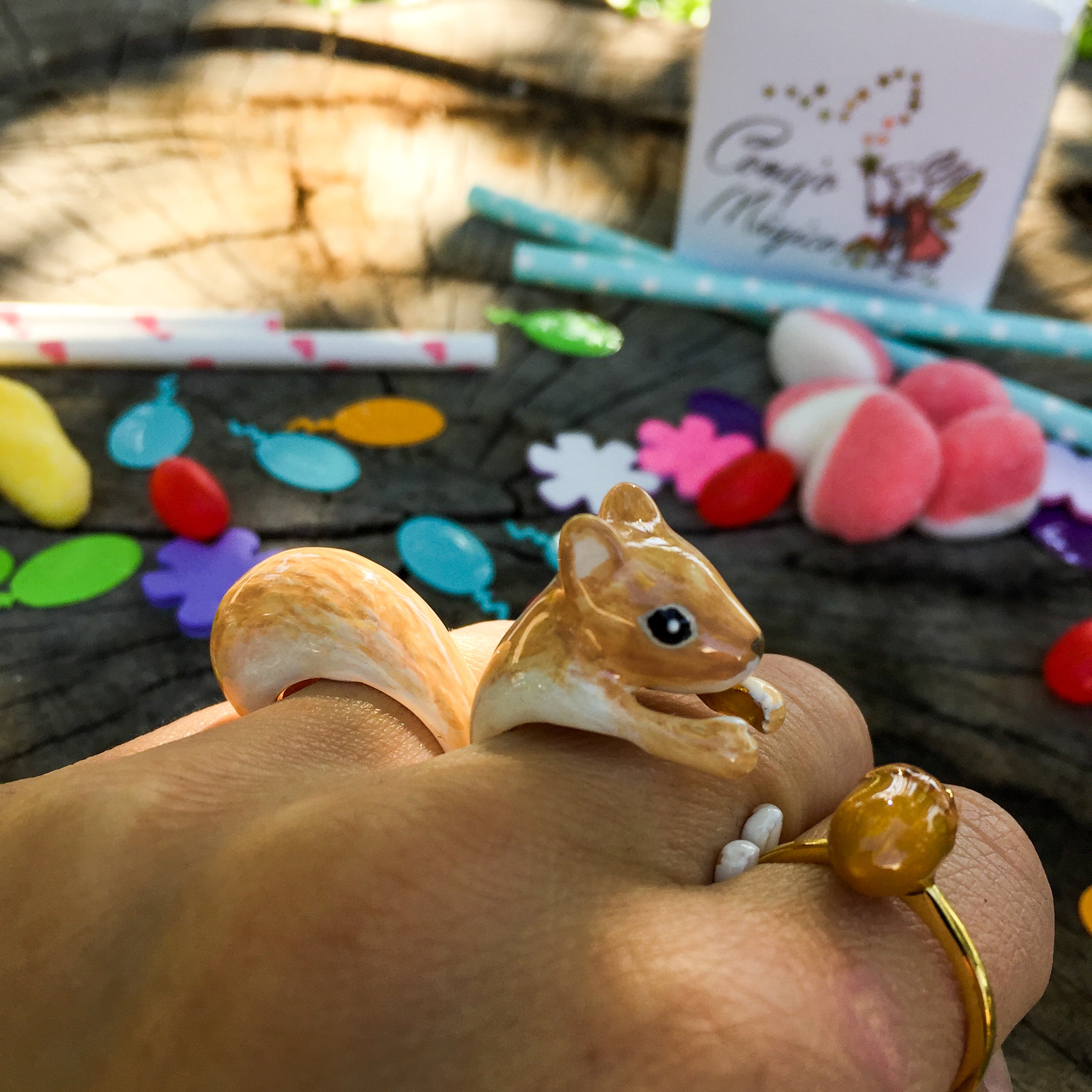 Anillo Ardilla Café Claro