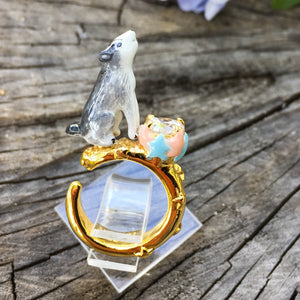 Anillo Lobo Zircón de Cristal.