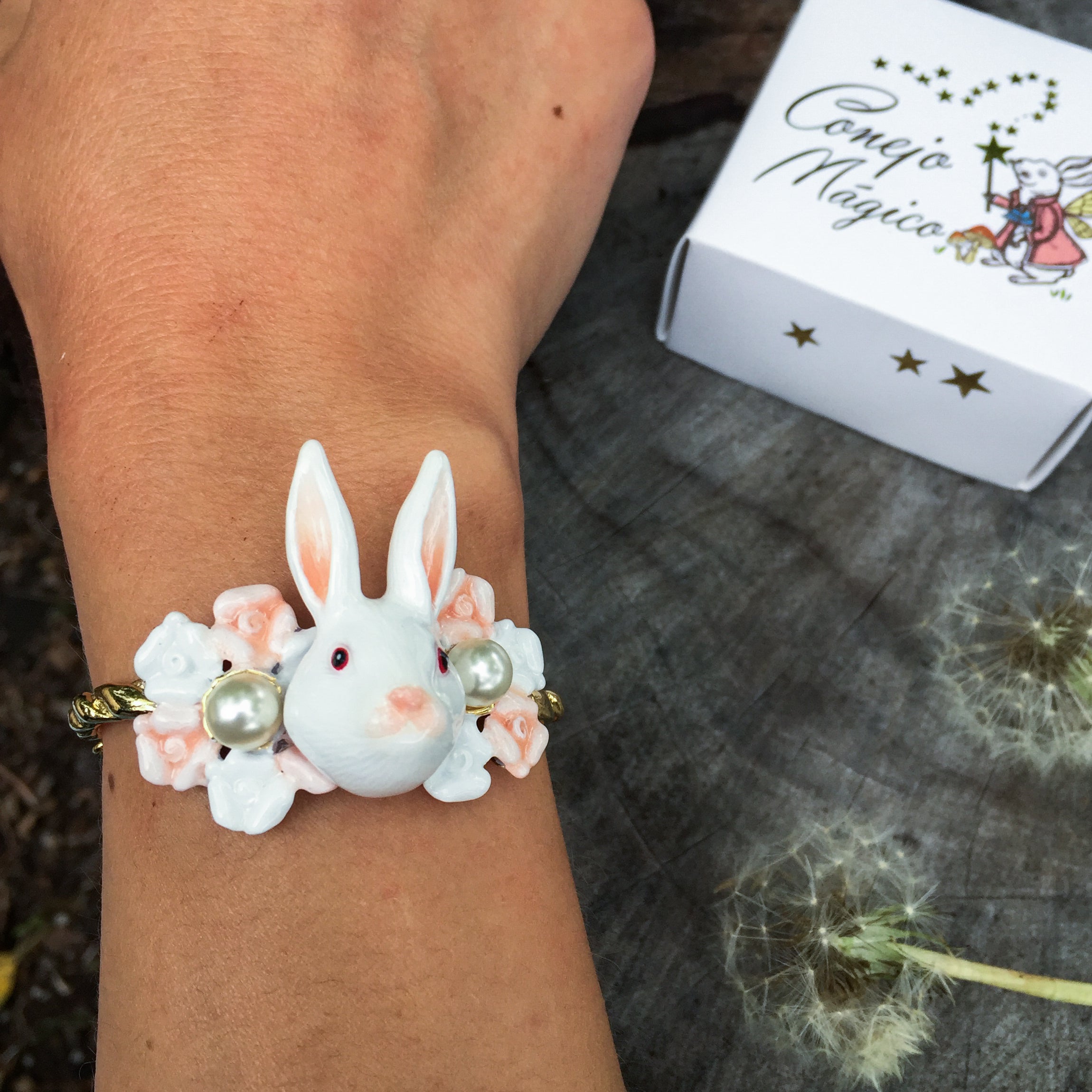 Pulsera Conejo Perla