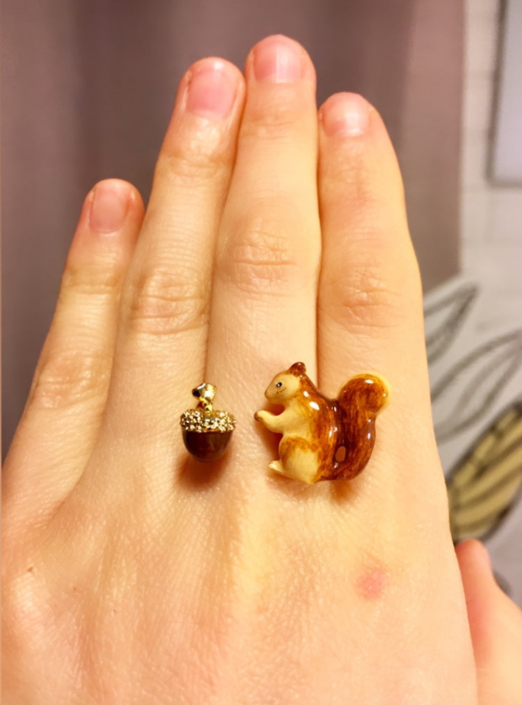 Anillo Ardilla Avellana