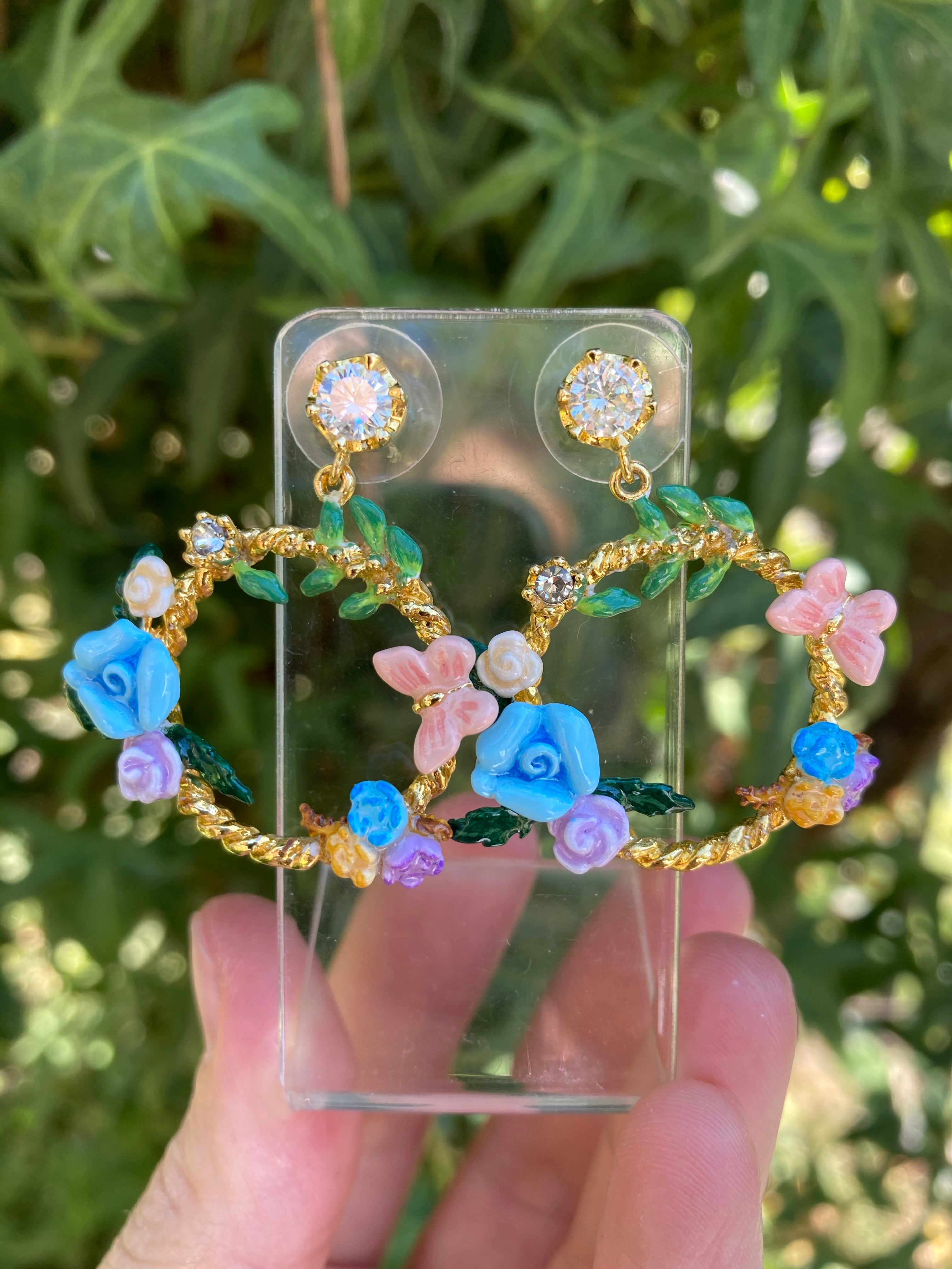 Aros Florales Zircón de Cristal